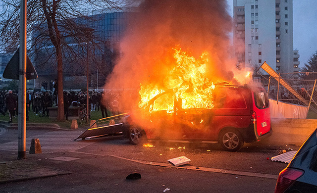 Fresh damage after third night of riots in France - The Namibian