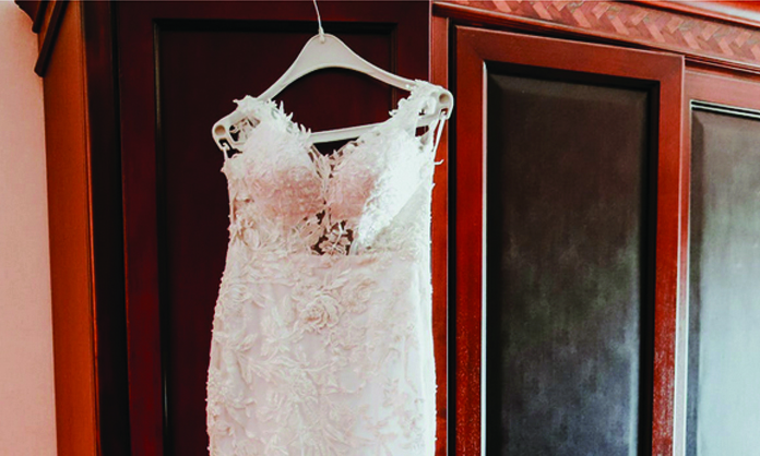 my aunt cut my wedding dress My sister tried to cut up my wedding dress, so I kicked her out of the  wedding' - Lifestyle