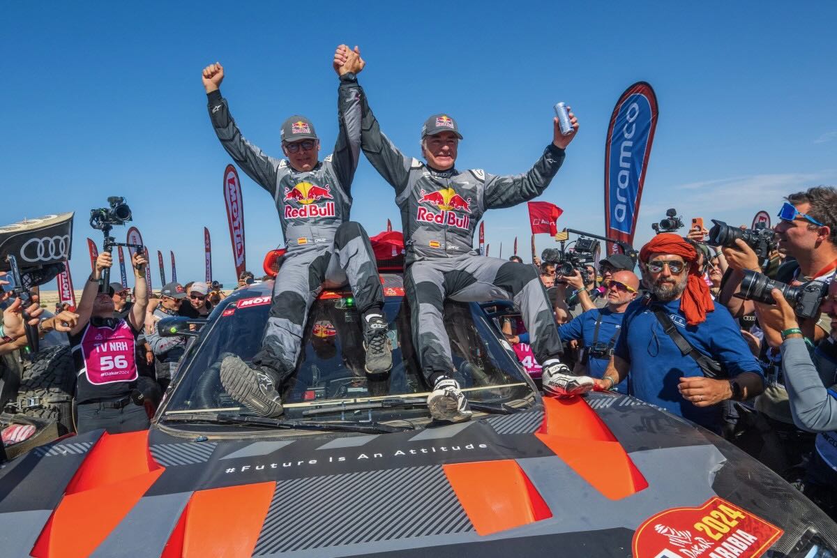 Dakar 2024, Stage 2: Peterhansel scores historic win, Sainz takes overall  lead