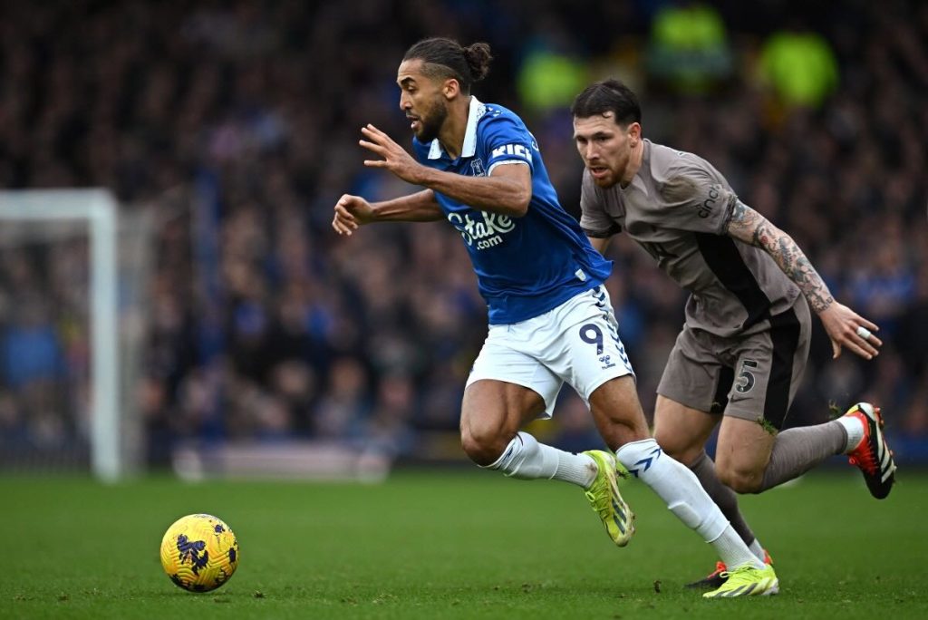 Everton deny Spurs as rampant Villa go fourth - Vimarsana News
