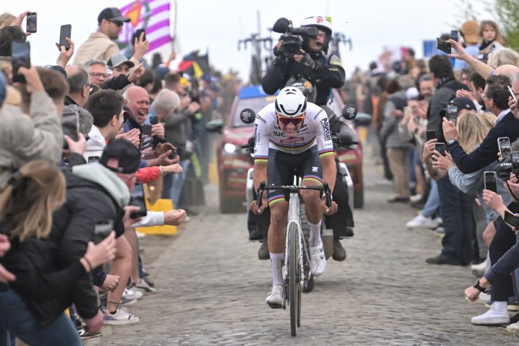 Van der Poel plans 'big party' after crushing rivals on Paris-Roubaix cobbles - Sport - Vimarsana News