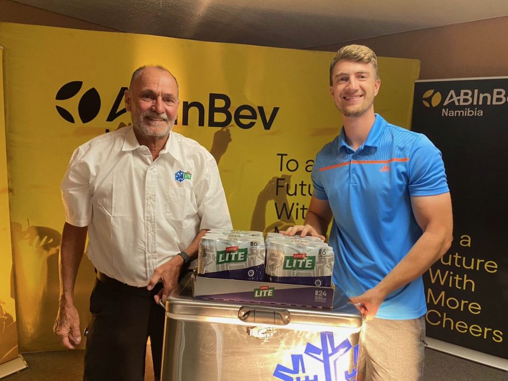 Schmidt wins monthly medal competition - Vimarsana News