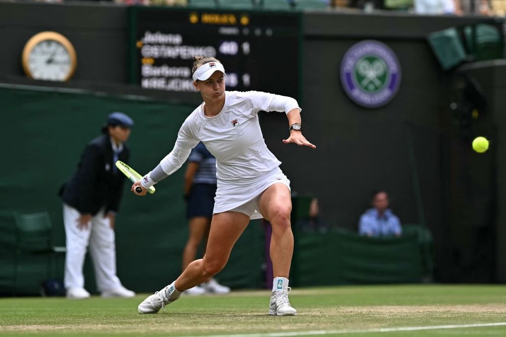 Krejcikova Stuns Rybakina To Earn Wimbledon Final Clash With Paolini ...