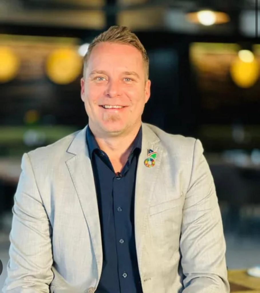 Namibia: Former Lüderitz mayor jumps from IPC to LPM – More Top Stories Namibia: Former Lüderitz mayor jumps from IPC to LPM – More Top Stories