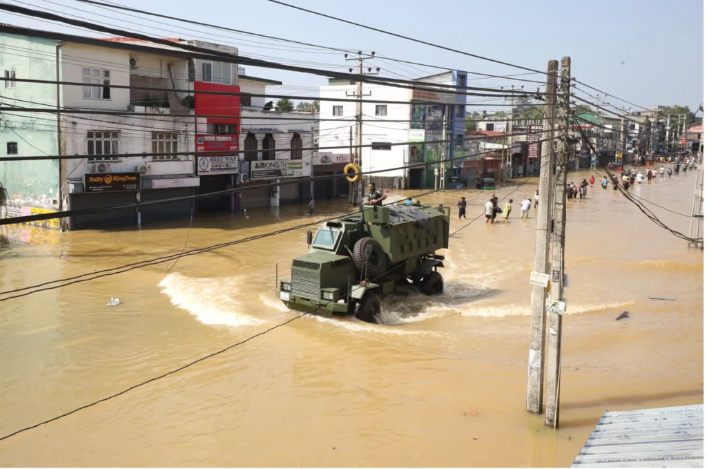 Death toll passes 900 in Indonesia, Thailand and Sri Lanka floods ...