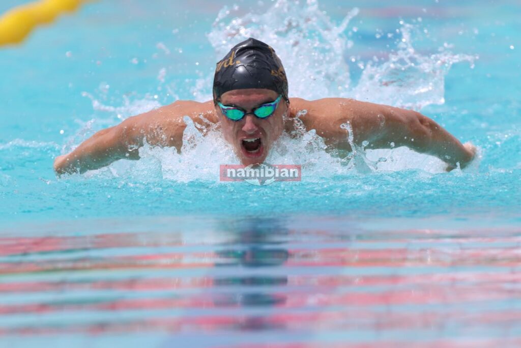 Durand, Humphrey top senior swimmers 