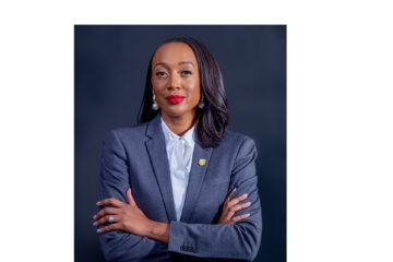 Namibia: Ultimate Safarisinvests N$400 000in guide exchange – Uncategorised