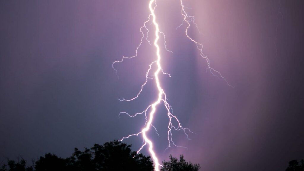 Three people killed by lightning over weekend