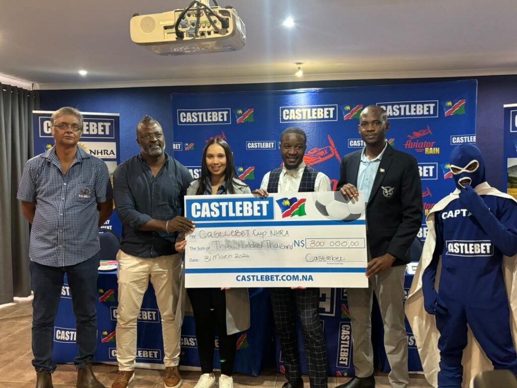 Castlebet donates N$300 000 to horse racing