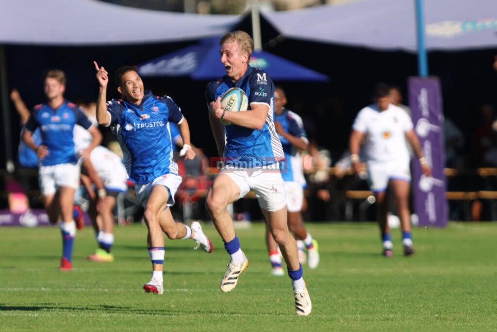 United back in the hunt 