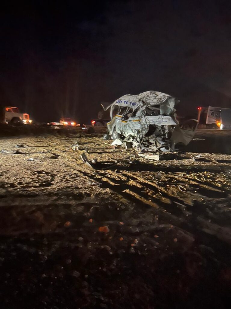Eight killed in B2 crash near Arandis
