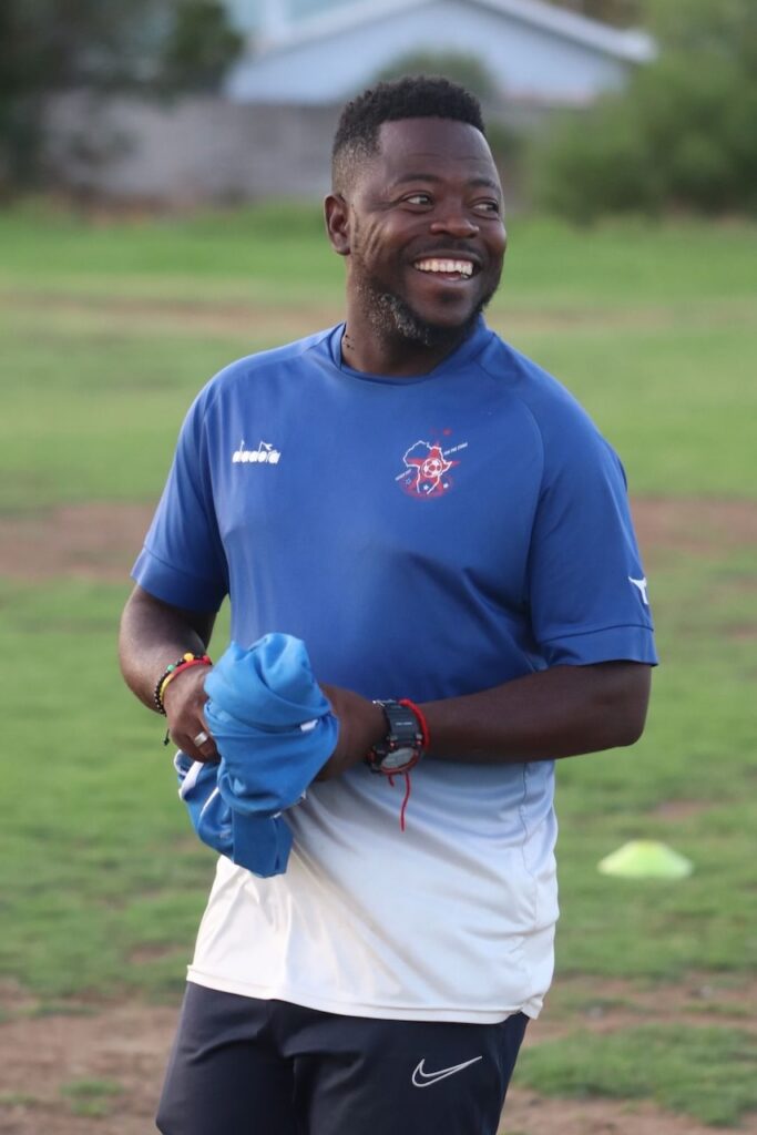 Stars bring back ‘Coach Benni’ 