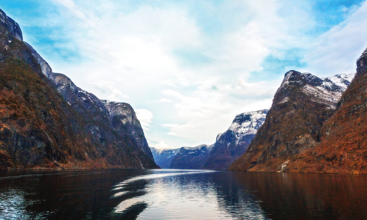 Norwegian fish farms polluting fjords