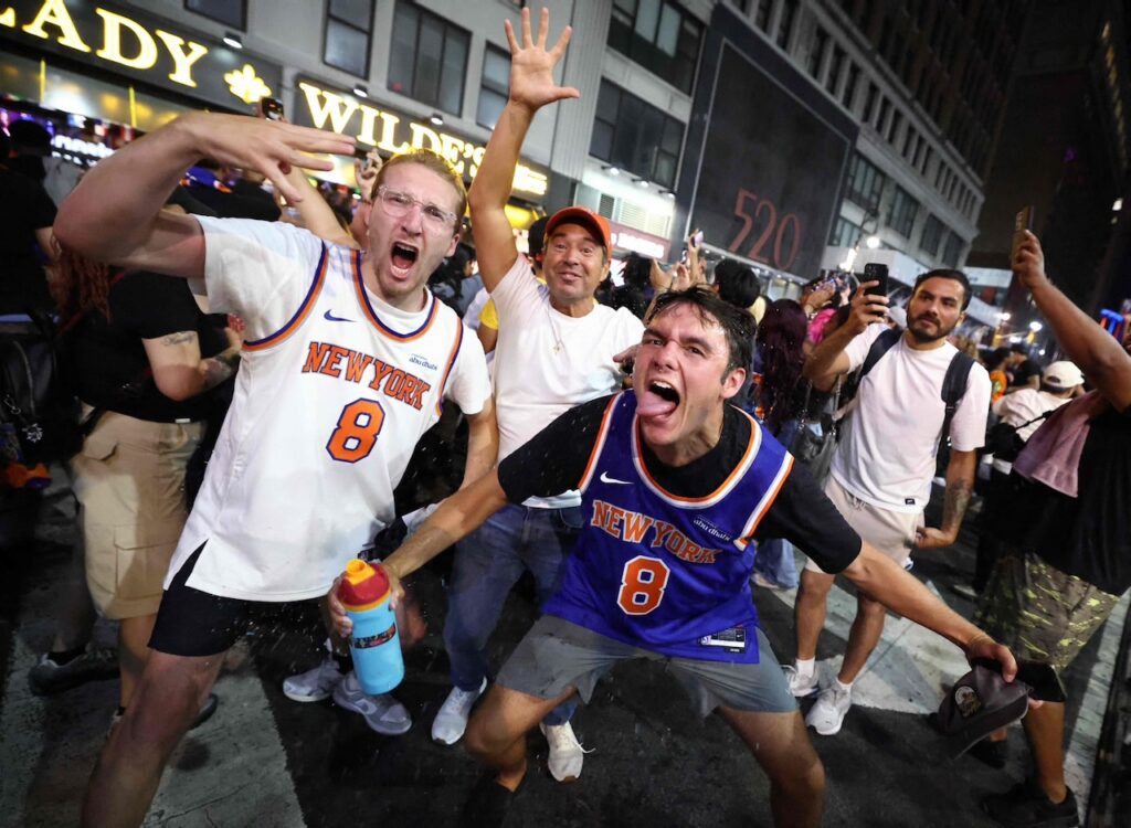 Knicks stage historic comeback to beat Spurs, one win from NBA title