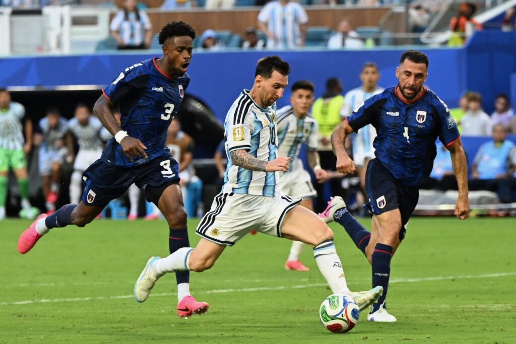 England, Argentina to renew bitter rivalry in World Cup semi final