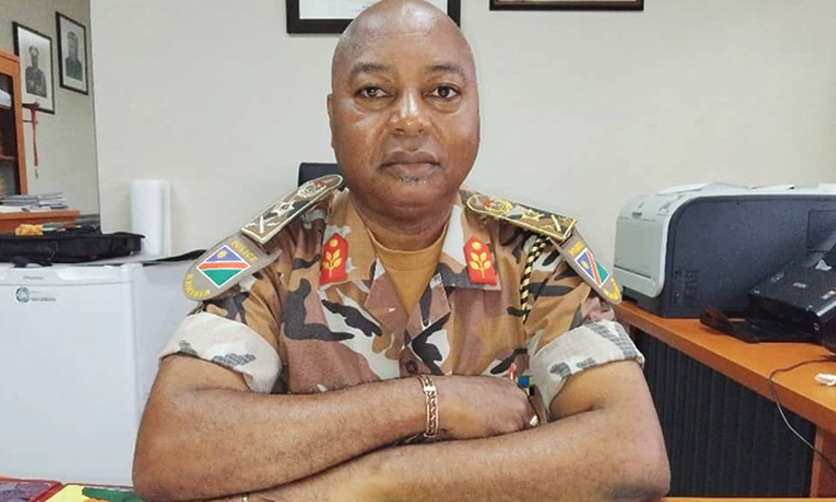 Omupolisi a dhipaga kalyamupombo ngoka a fegula omuntu ongodhi yopeke