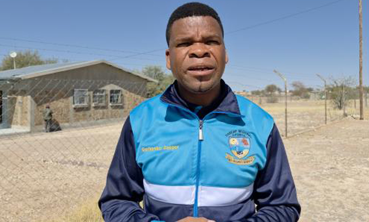 Ovanyasha moHardap va pulwa va longife eemhito depangelo