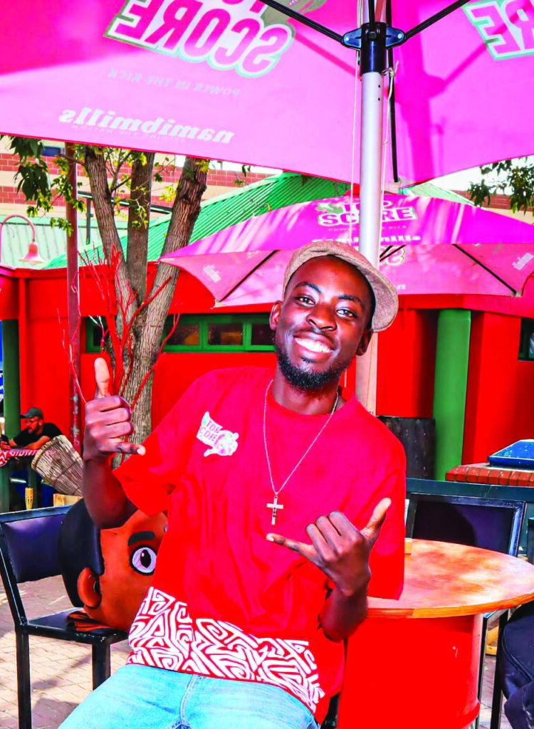 Blacksmith turns everyday life into laughs