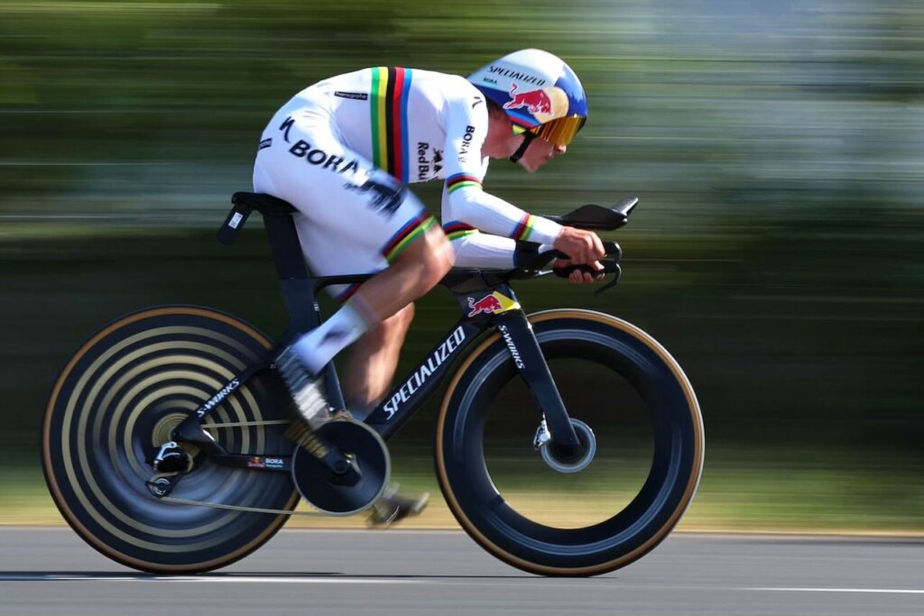 Evenepoel wins record fourth straight world time trial