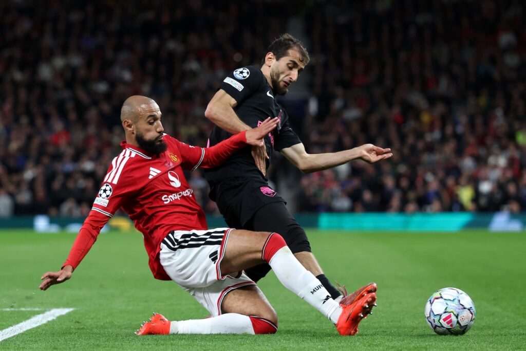 Man United, Bayern cruise as Como make dream Champions League start