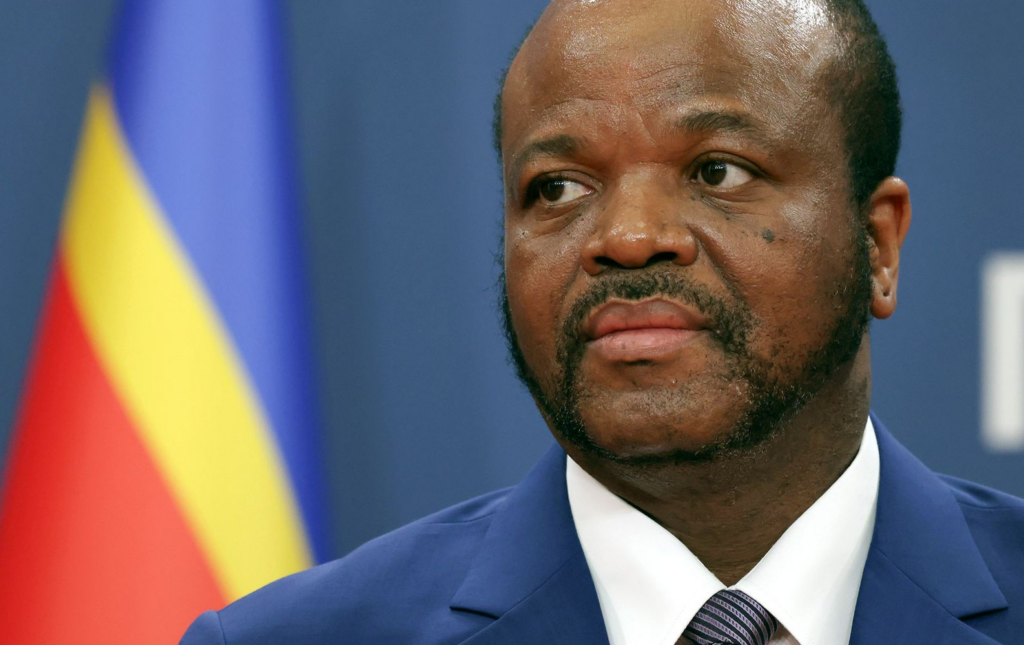 King Mswati III of Eswatini talks during the press conference following the meeting with Serbian President Aleksandar Vucic in Belgrade, Serbia, 19 October 2024. King Mswati III of Eswatini is on an official state visit to Serbia. (Photo: EPA / ANDREJ CUKIC)